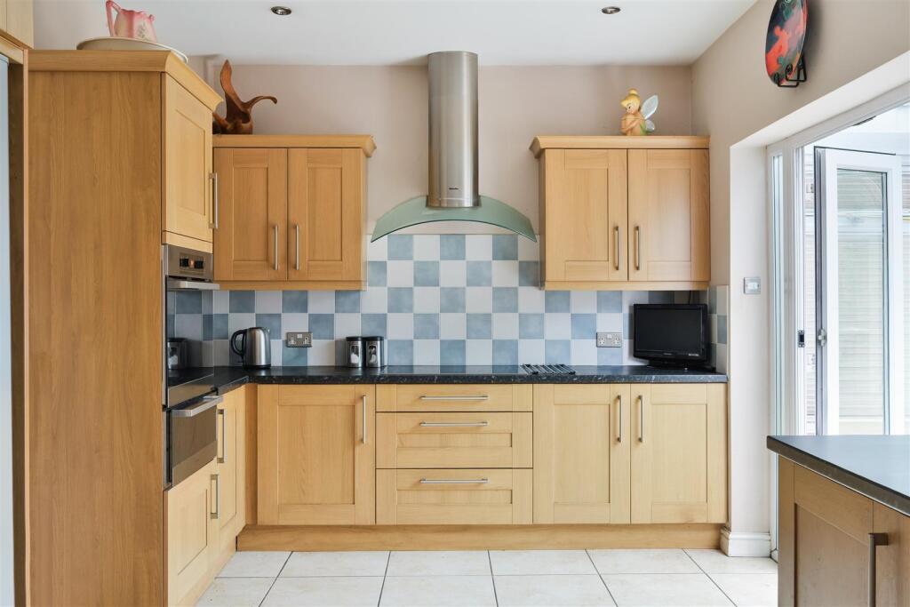 Ashurst Road, Tadworth - Näkymä 3