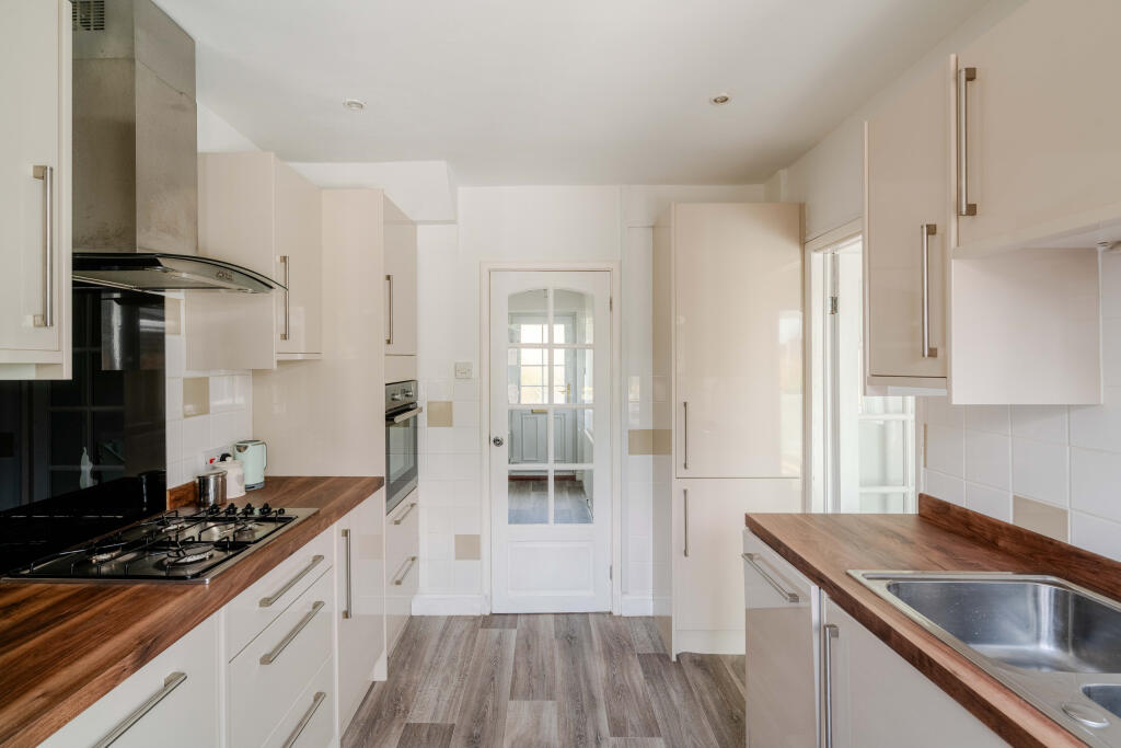 Chakeshill Drive, Brentry, BS10 photo 3