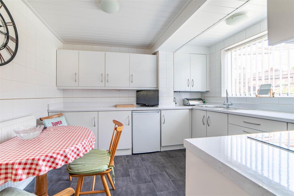 House in Newcastle upon Tyne, Tyne and Wear - More