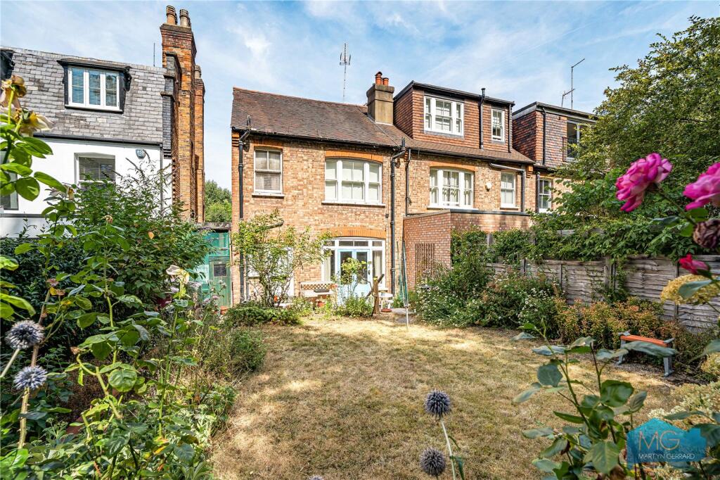 House in London, Crouch Hall Park, Crouch End - View 2