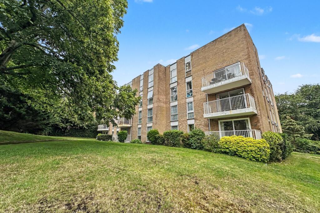 Main image of property: Meyrick Park
