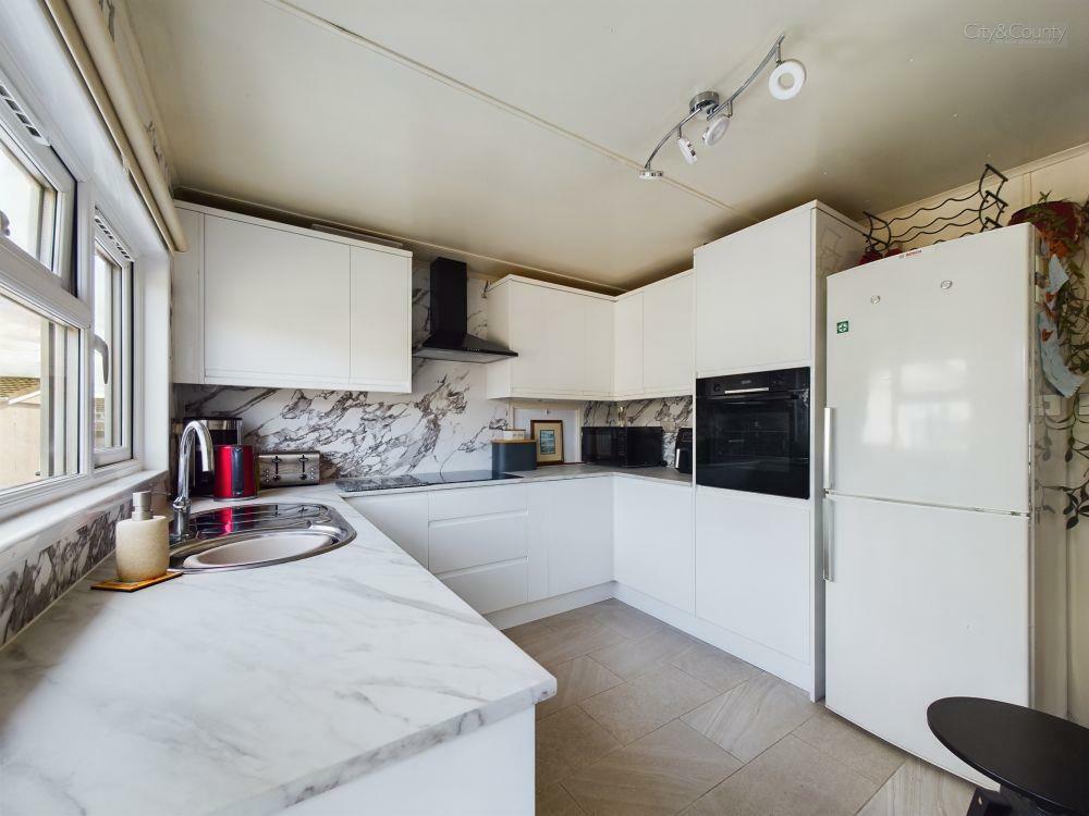 2-bed caravan on Fengate, Peterborough, £99,950