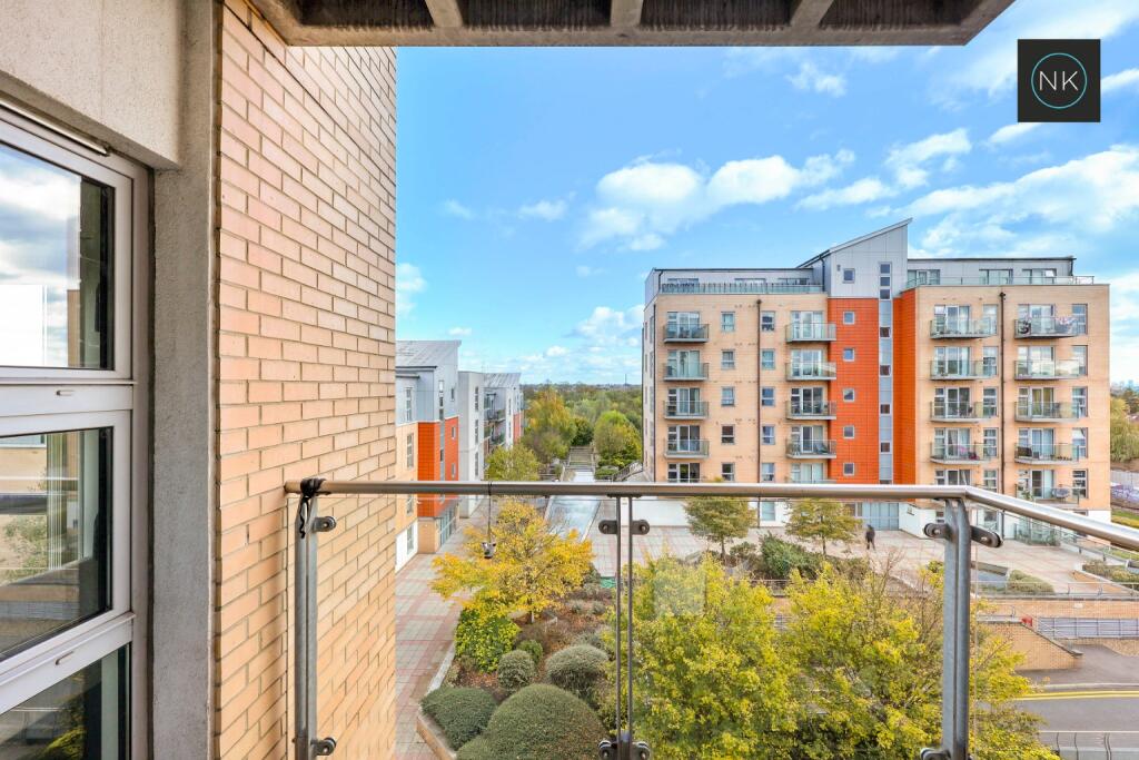 Main image of property: Kingswood Heights, Queen Mary Avenue, South Woodford, London, E18 2FP