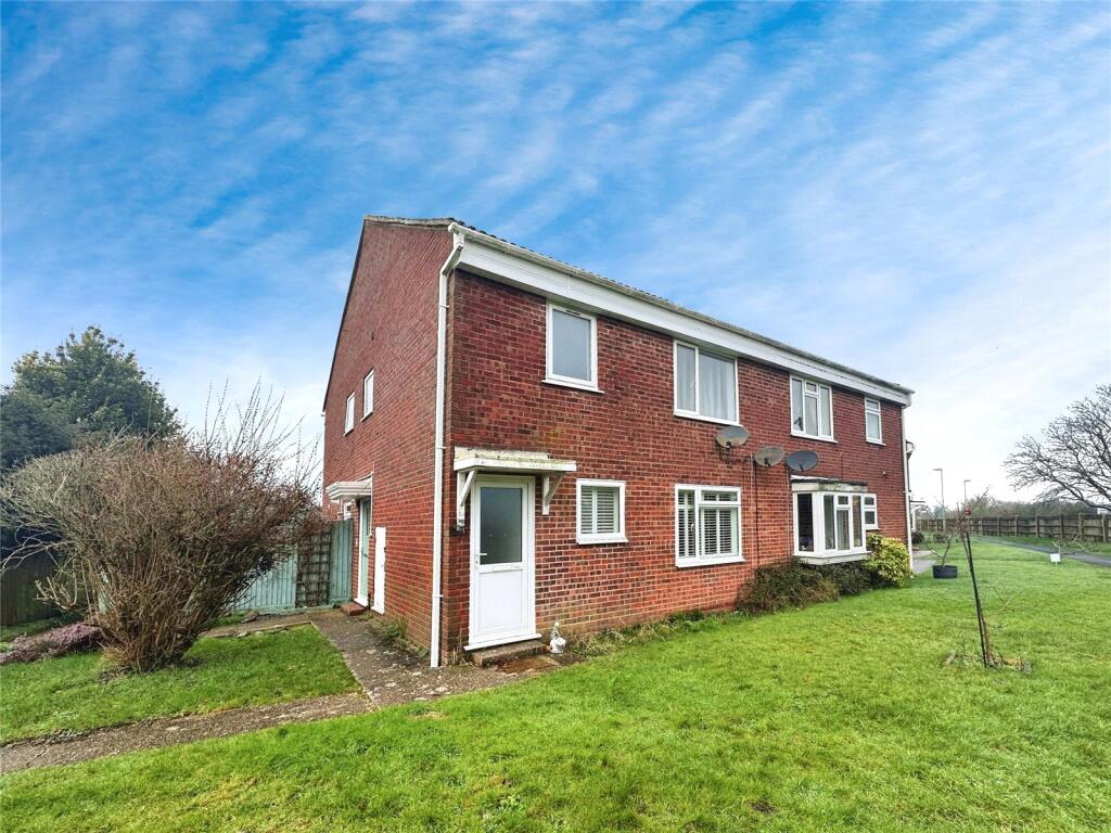 Main image of property: Glebe Court, Botley, Southampton, SO30