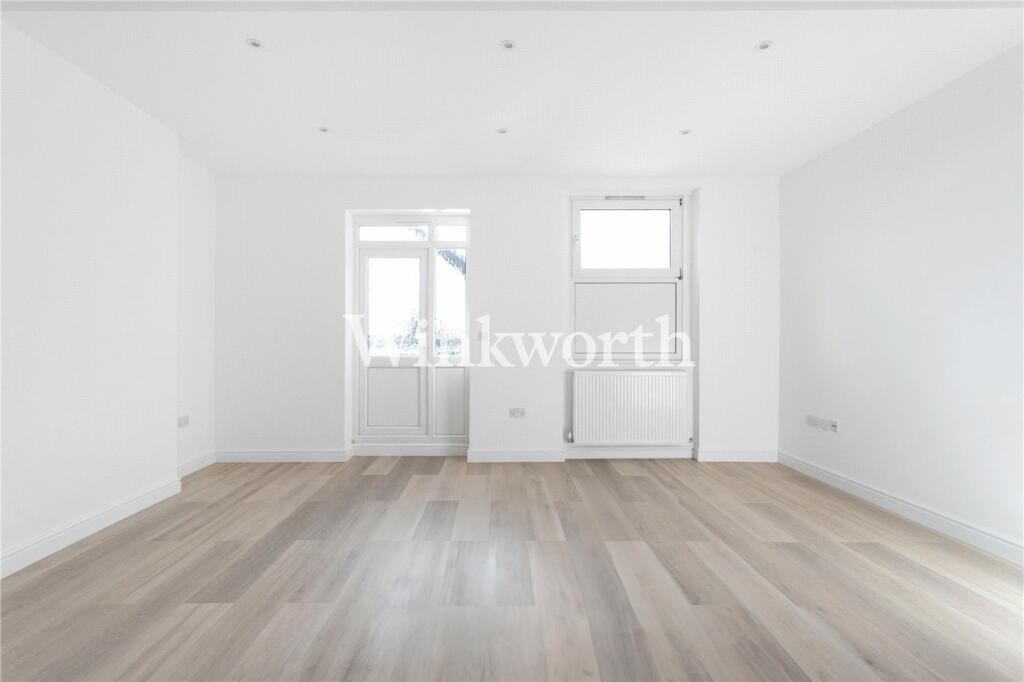 Apartment in London - View 3