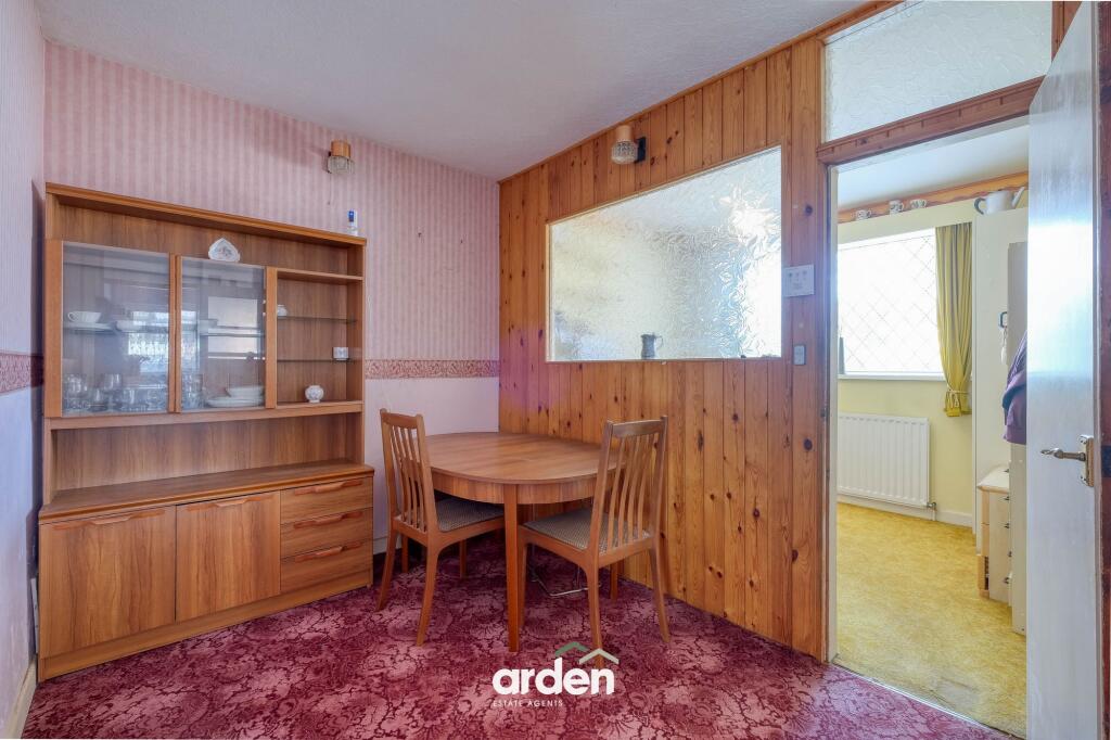 Beacon View, Rednal, B45 photo 5
