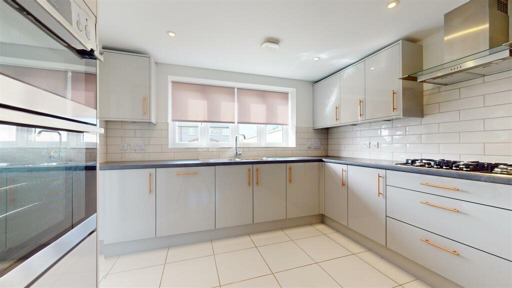 House in Dorchester, Chickerell - View 2