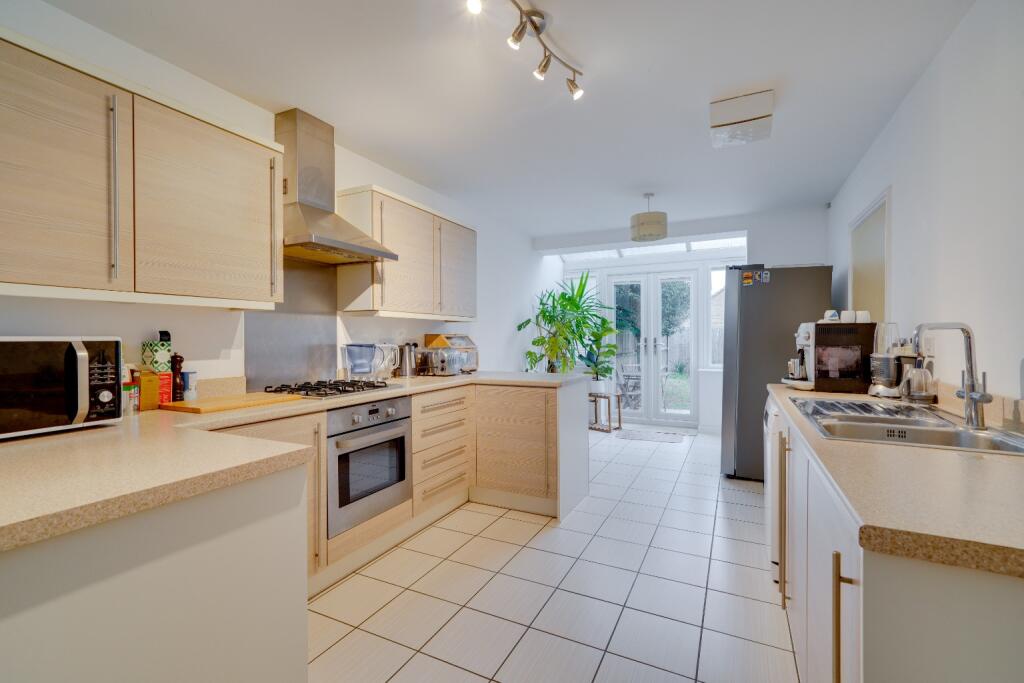 Tern Drive, St. Ives, Cambridgeshire, PE27 photo 2