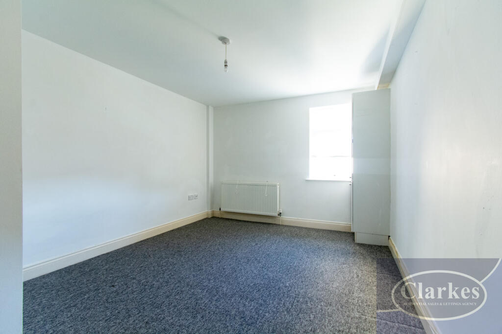 Apartment in Bournemouth, Winton - More