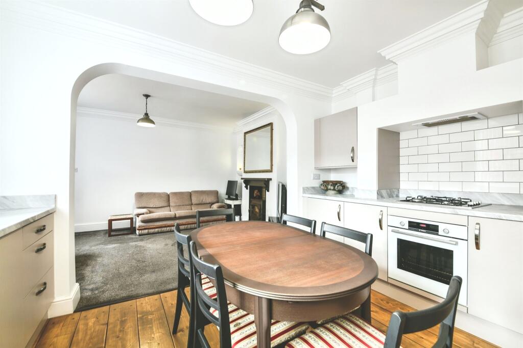 House in Peterborough - View 5