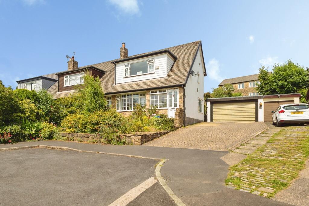 Main image of property: Burnside Close, Stalybridge, Greater Manchester, SK15