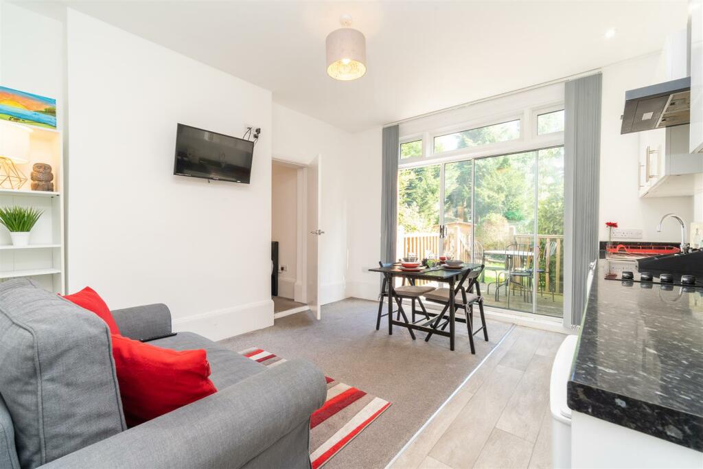 Additional image 4 of School Road, Moseley, Birmingham