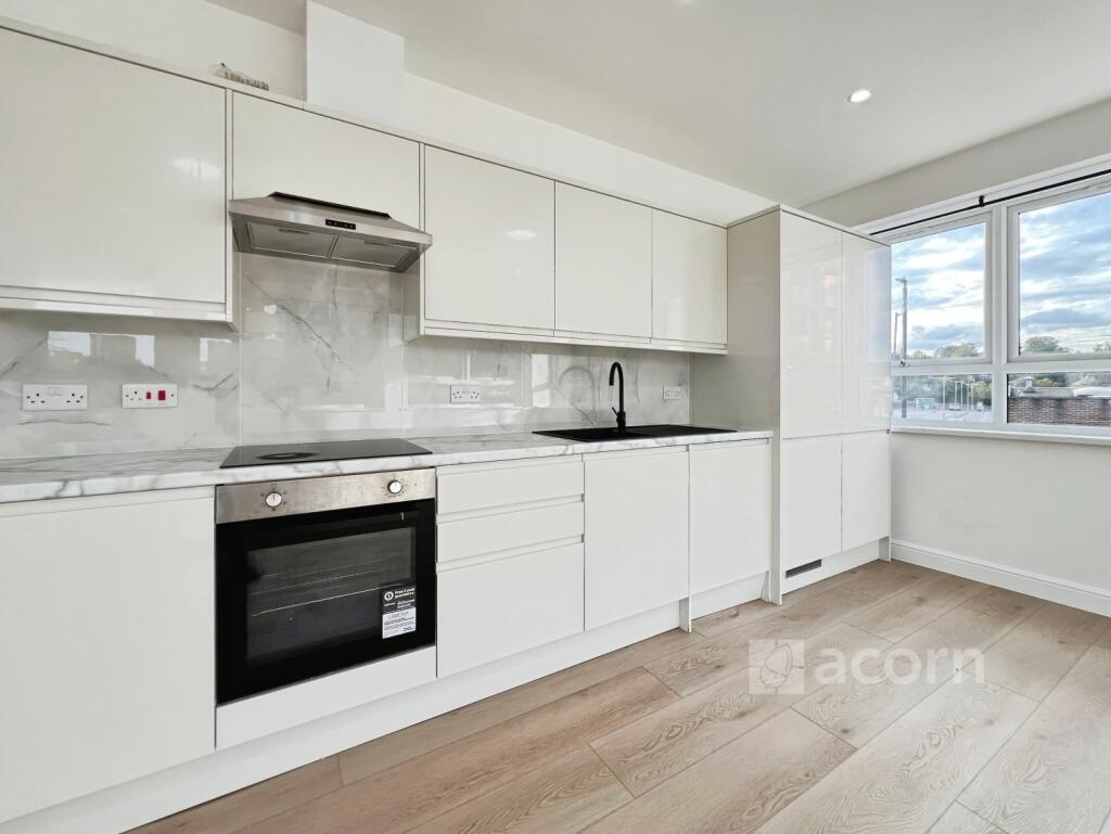Apartment in Dartford, Temple Hill - View 3