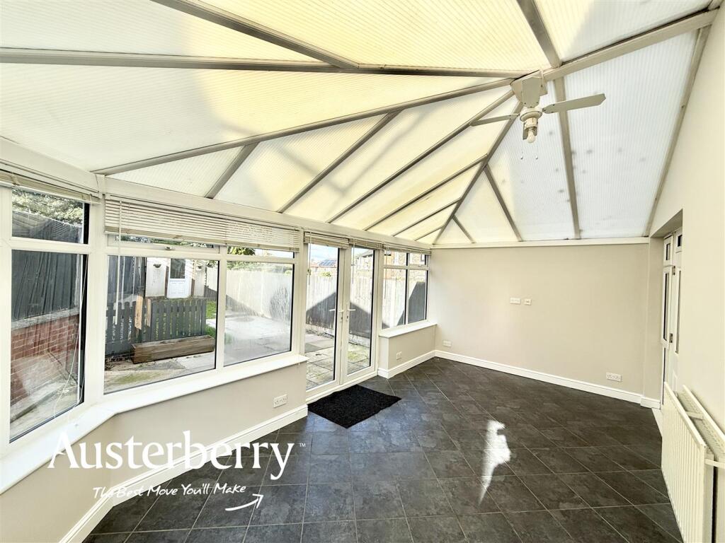 House in Stoke-on-Trent - View 4