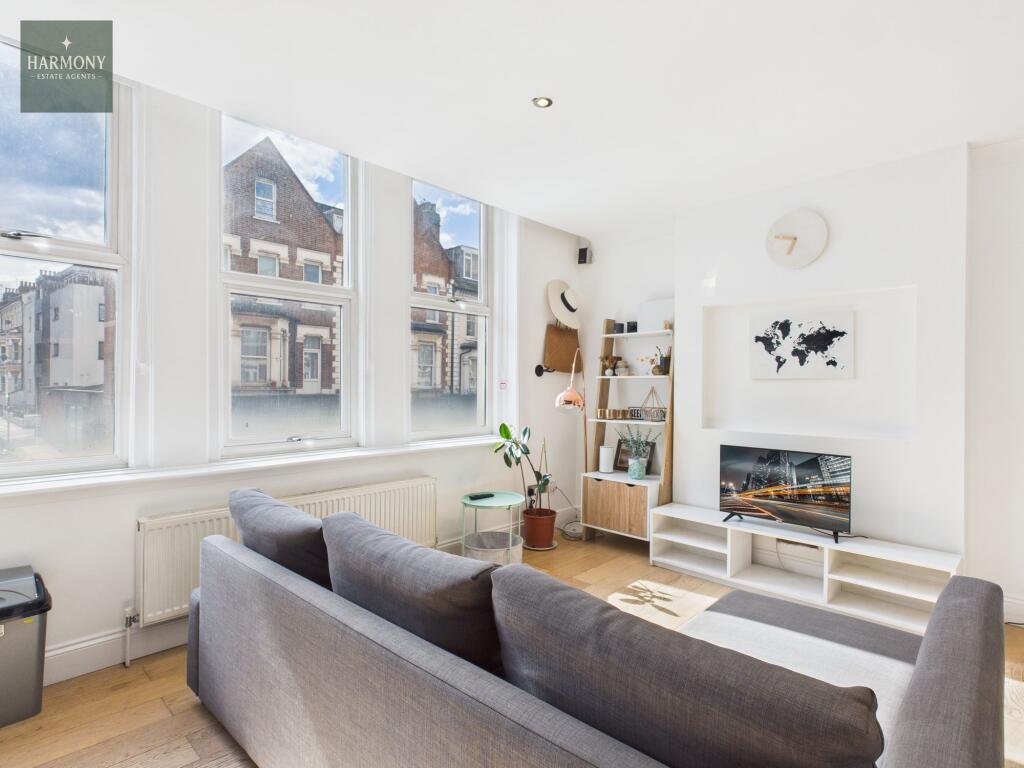 Lavender Hill, London, SW11 - View 6