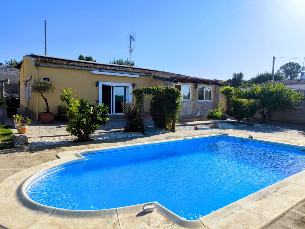 Main image of property: Valencia, Valencia, TurÃs