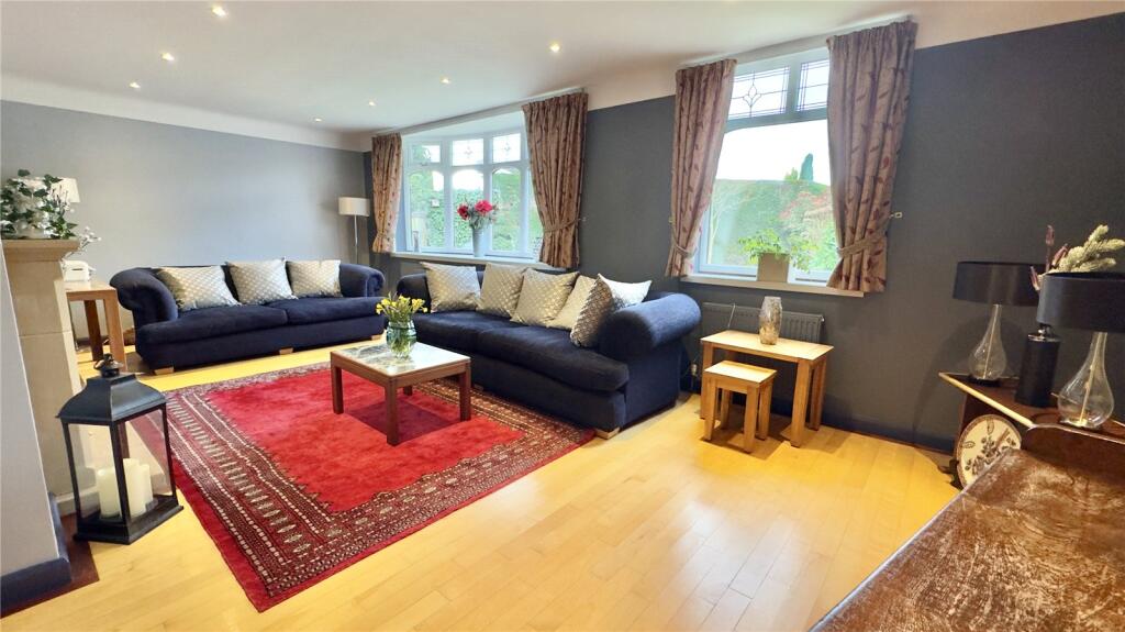 Dunster Grove, Gayton, Wirral, CH60 photo 4