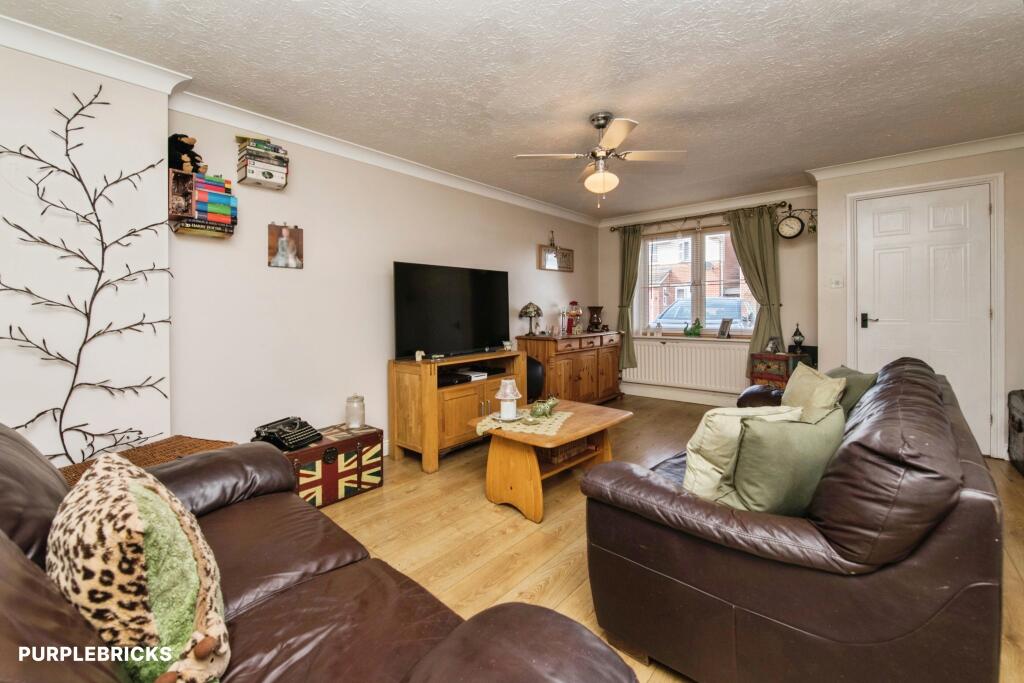 House in Mid Devon, Cullompton - More