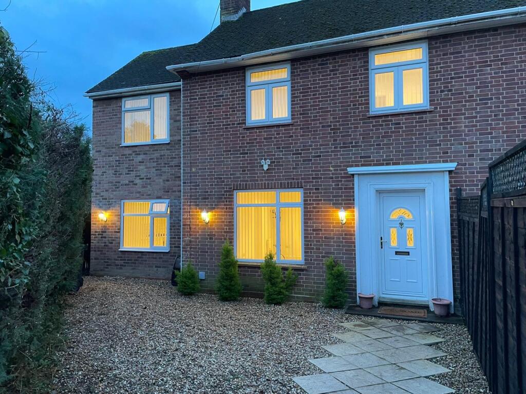 Main image of property: Home Meadow, Farnham Royal, Buckinghamshire, SL2