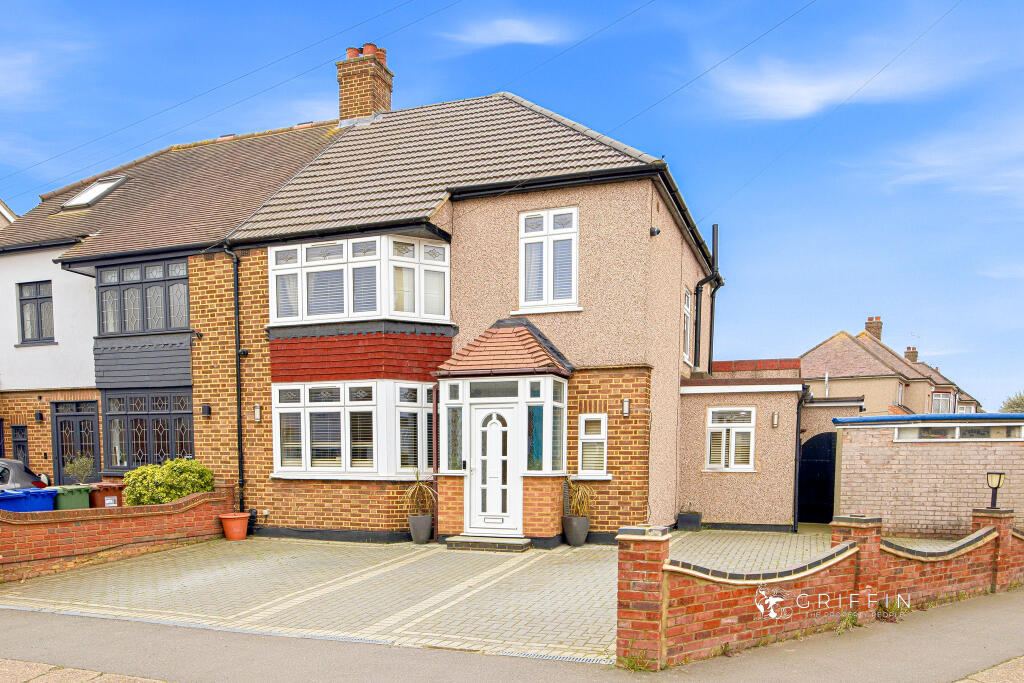 3-bed semi-detached on Buxton Road, Grays, RM16, £575,000