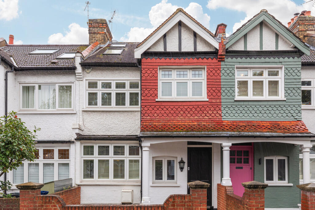 4-bed terraced on Wyndham Road, London, W13, £1,000,000