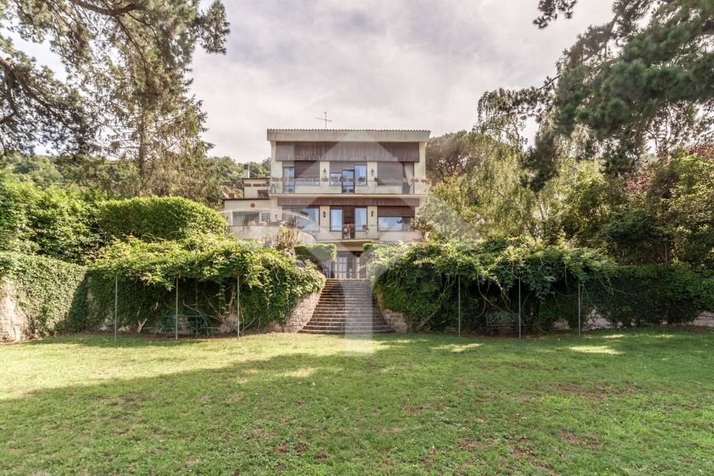 Main image of property: Lazio, Viterbo, Ronciglione