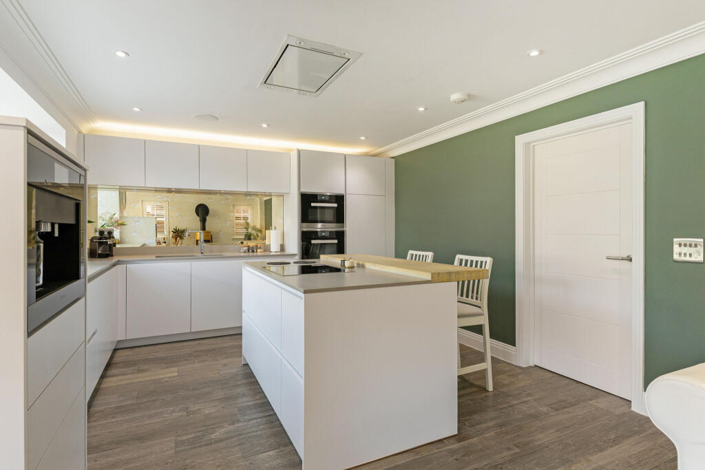 House in St Albans, Milehouse - View 3