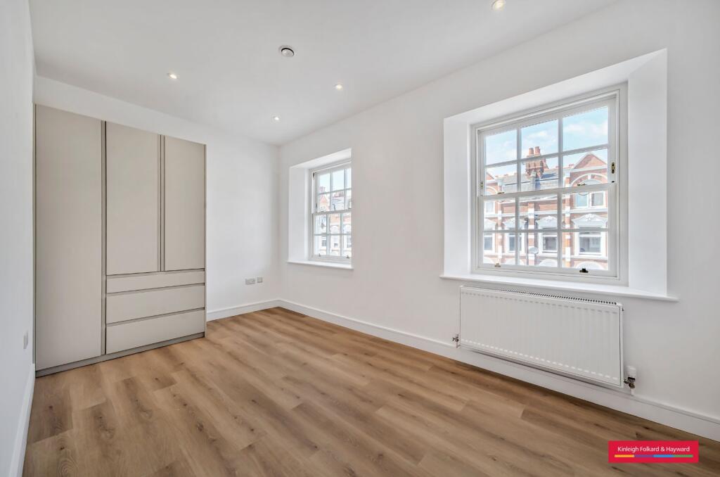 Main image of property: Summerland Gardens, London, N10