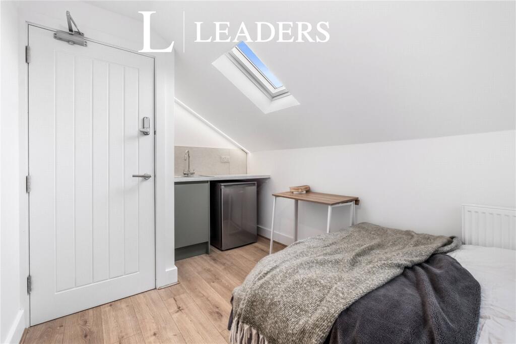 Main image of property: Surbiton Road, Southend-on-Sea, Essex, SS2