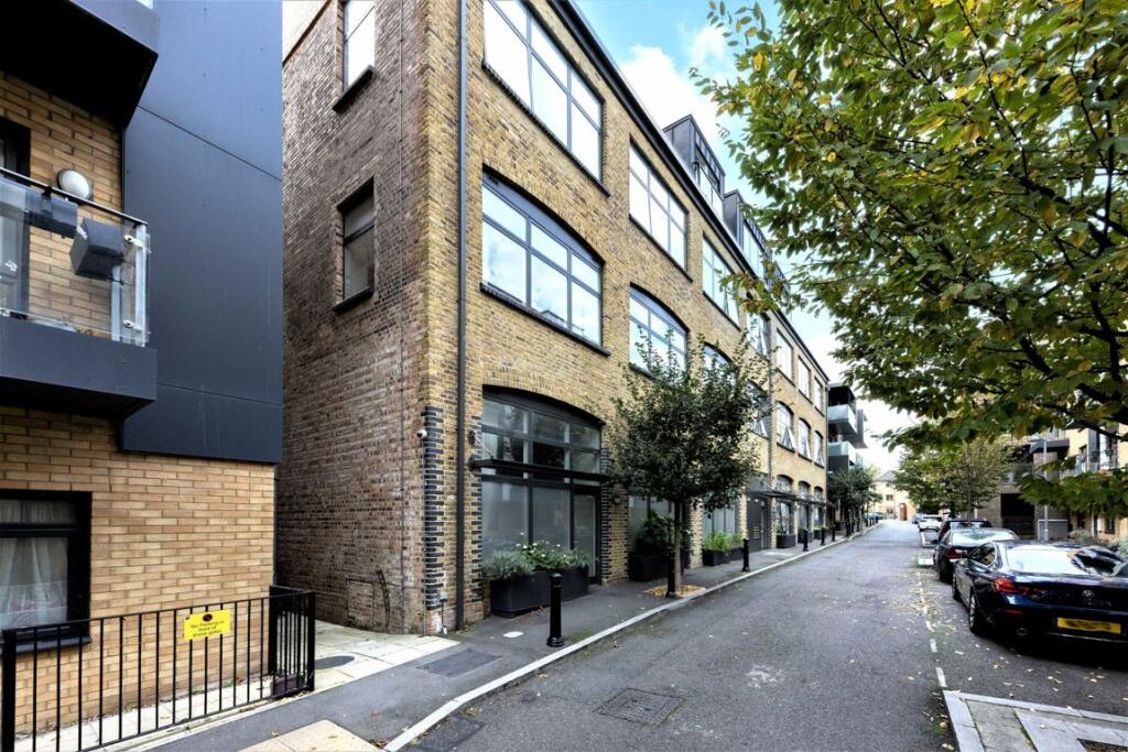 Main image of property: Charles Street, Upper Holloway