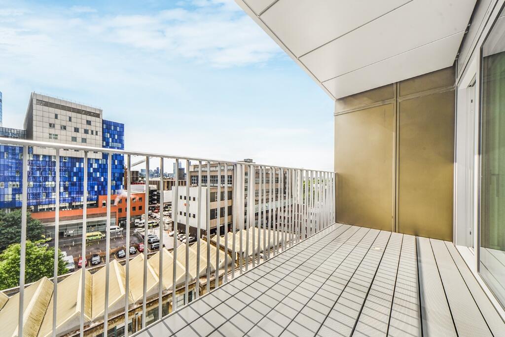 Apartment in London - View 5
