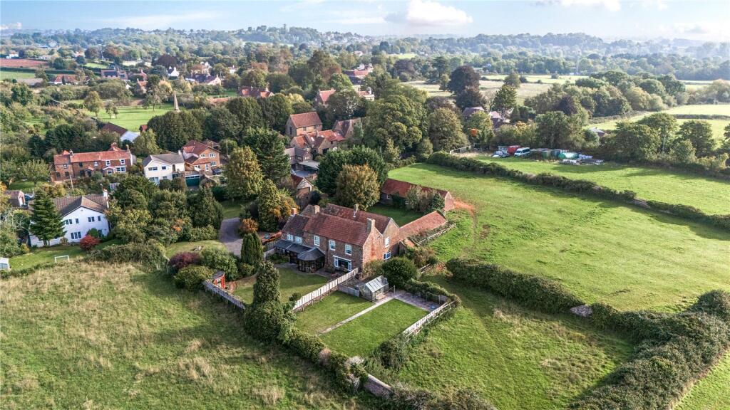 Main image of property: The Stream, Hambrook, Bristol, Gloucestershire, BS16