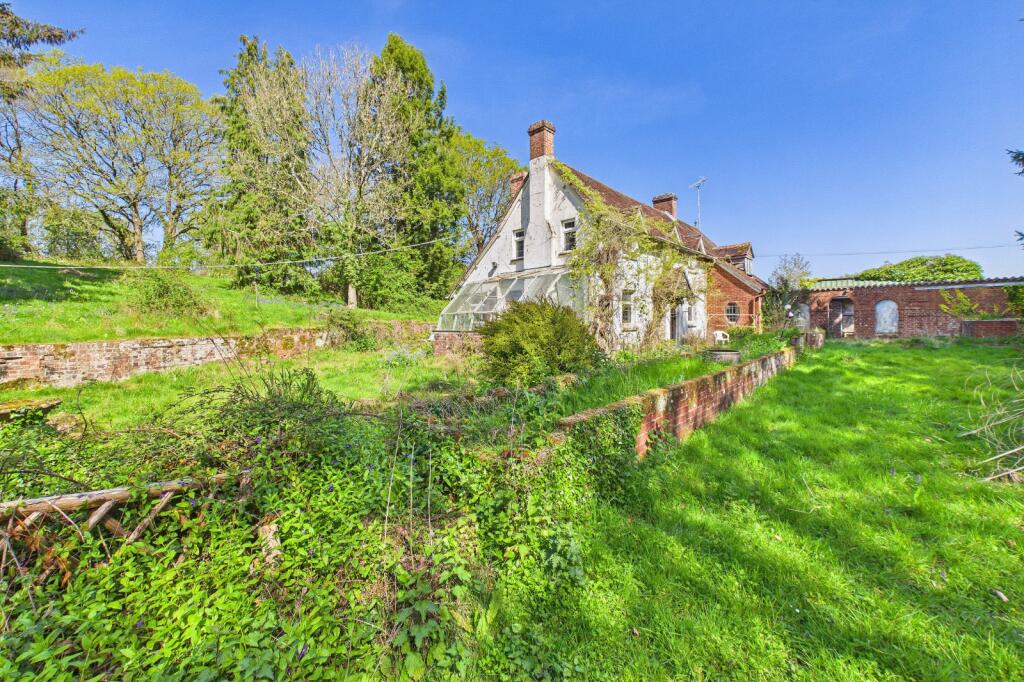 Brickyard Lane, Corfe Mullen, Wimborne, Dorset, BH21 photo 4