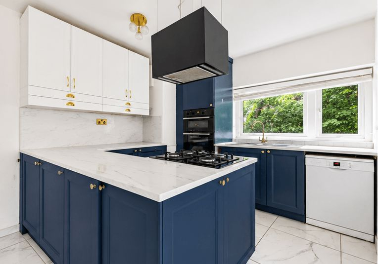 House in Sutton, Benhilton - View 4