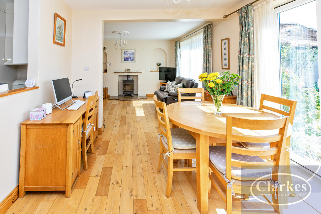 House in Kinson, Ensbury, Bournemouth - View 4