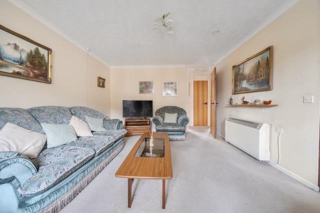 Ferndale Court, Thatcham - More