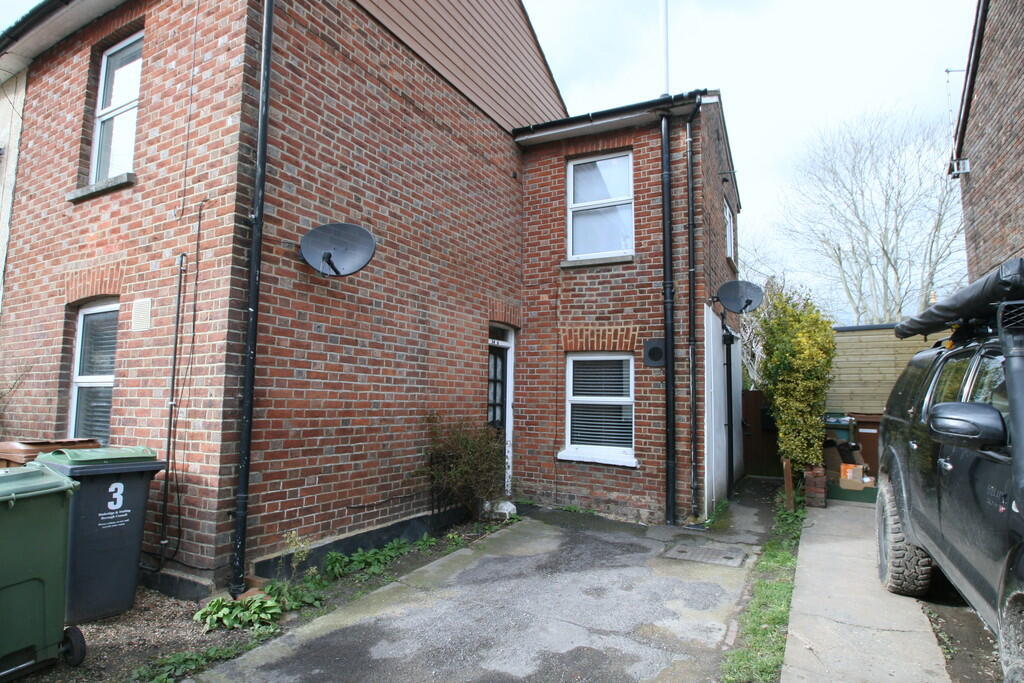 Main image of property: Holden Park Road