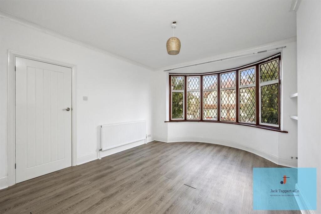 3-bed semi-detached on Hangleton Road, Hove, £550,000