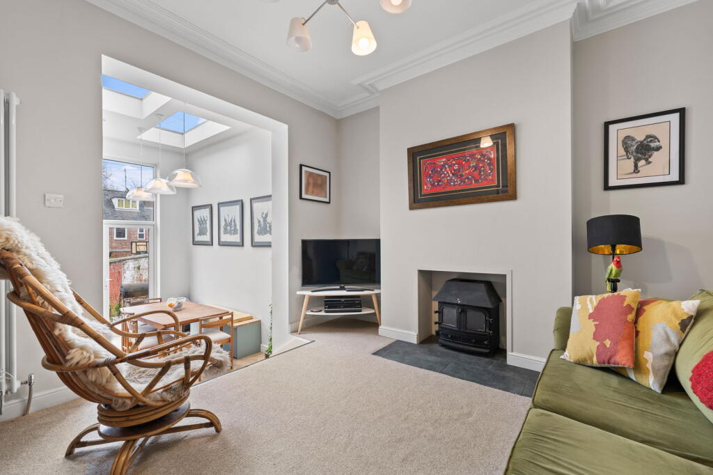 Abbeydale Road, Millhouses, S7 2QD - More