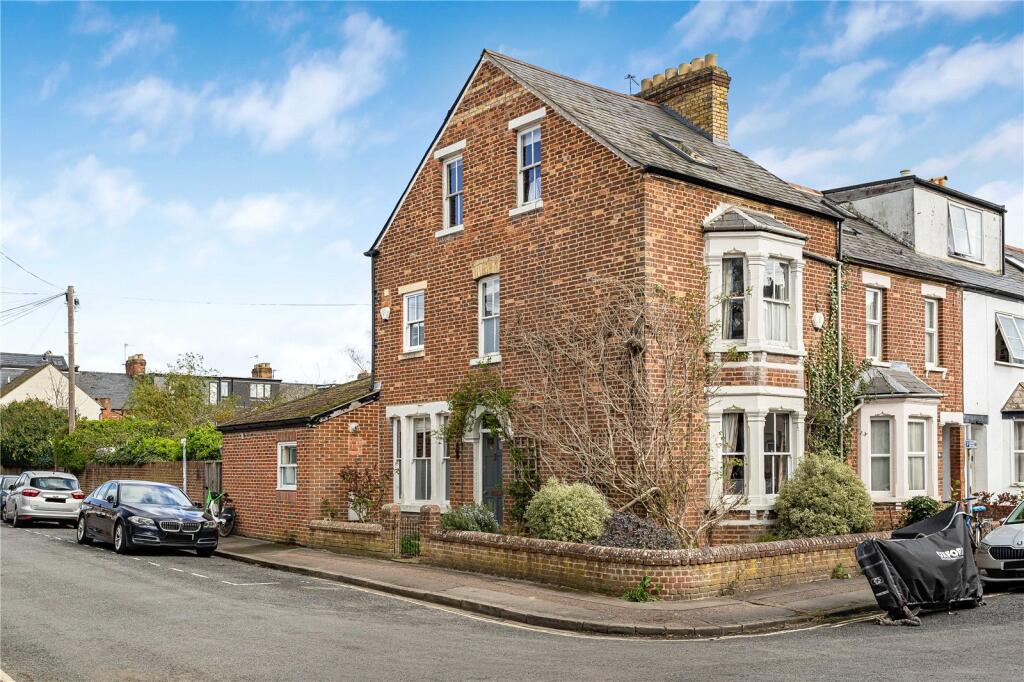 Main image of property: Edith Road, Grandpont, OX1