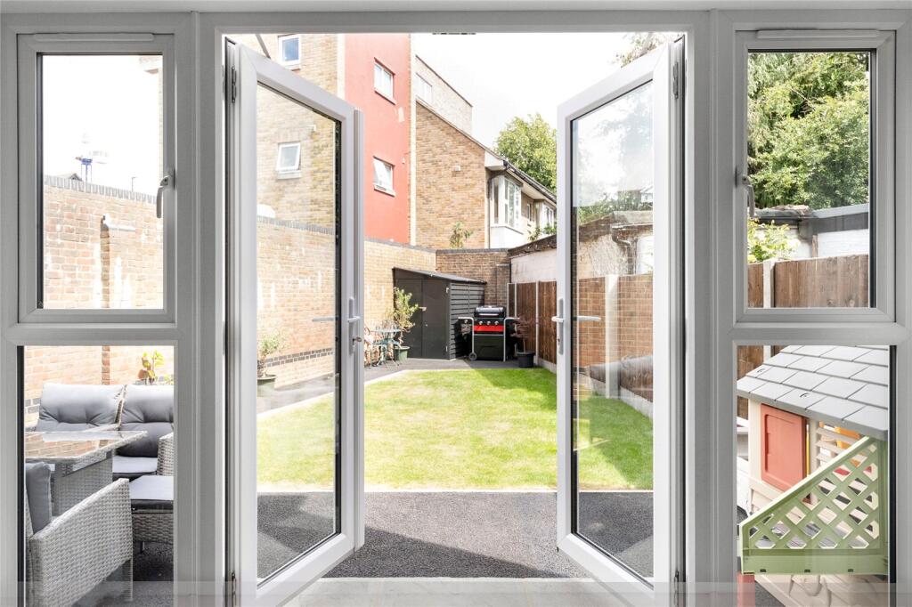 Apartment in London, Bromley Park, Plaistow - View 6