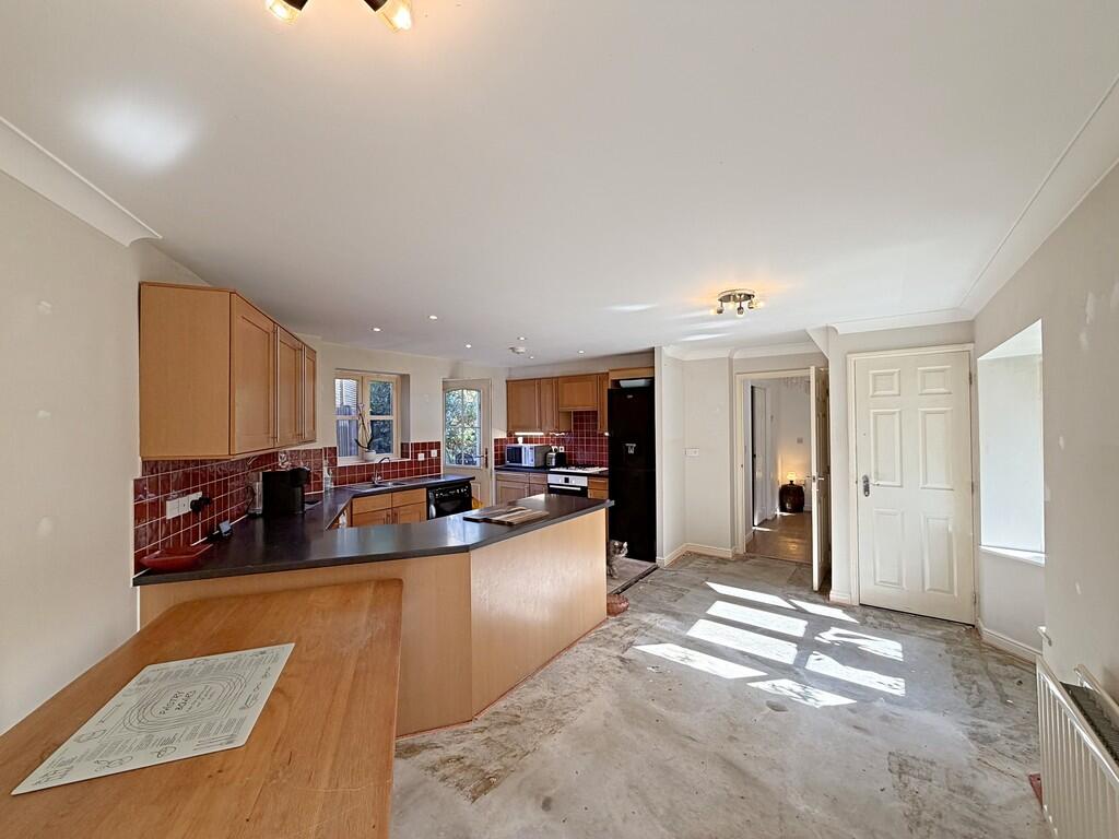Catkin Cottage, The Willows, Parbrook, Billingshurst photo 4