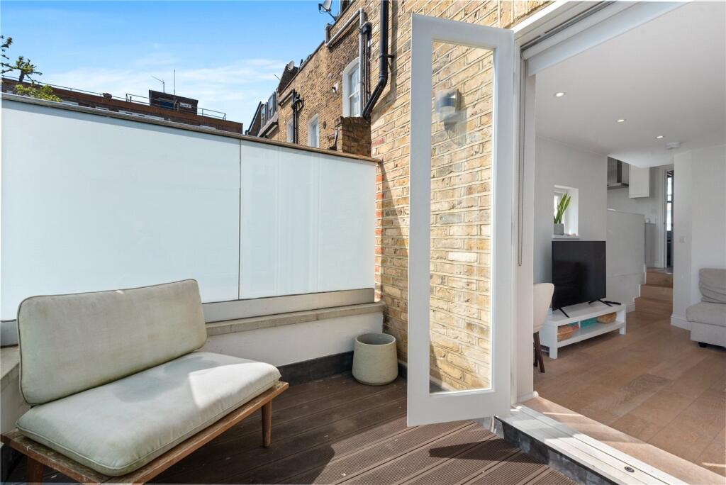 Apartment in London - View 4