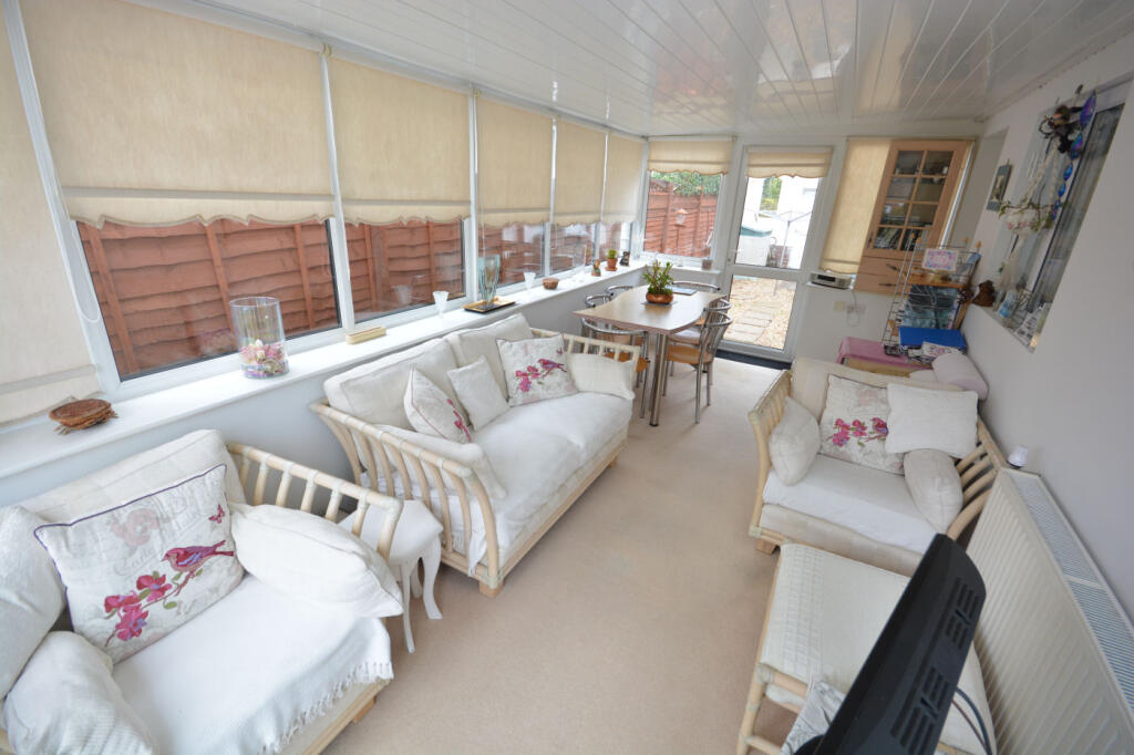 House in Poole - View 4