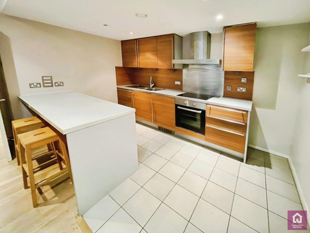 Apartment in Manchester, Castlefield, City Centre - View 3