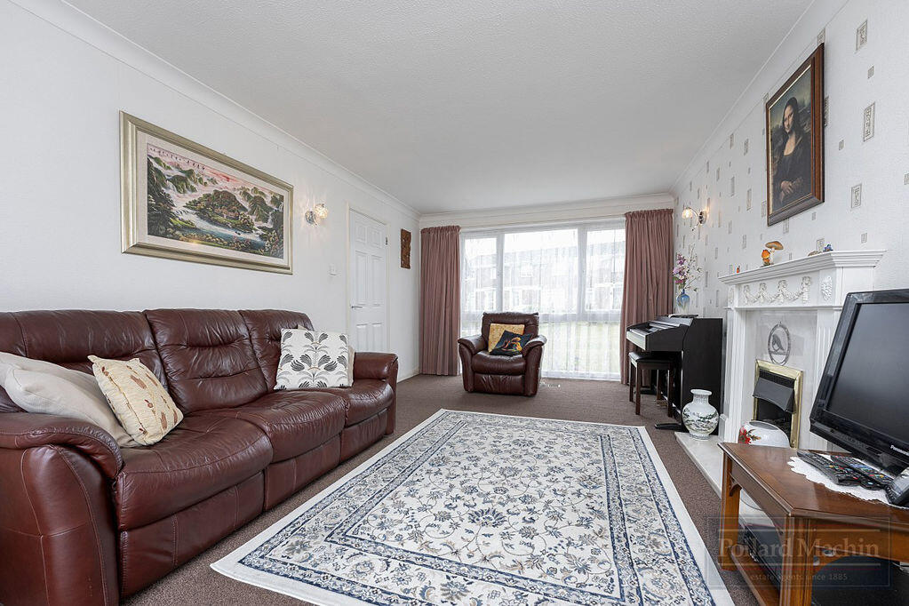 House in London - View 3