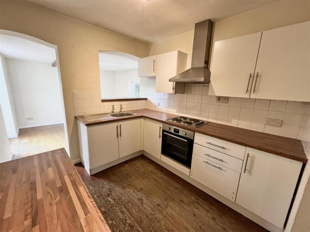 Main image of property: Park View, Truro