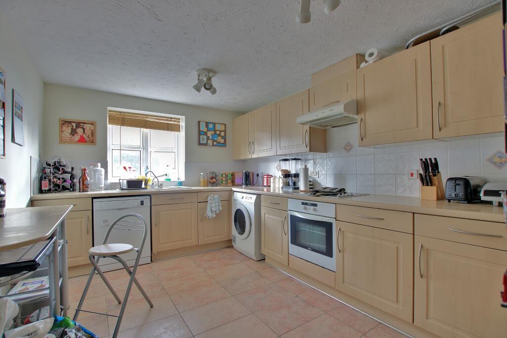 Apartment in Southampton - View 4