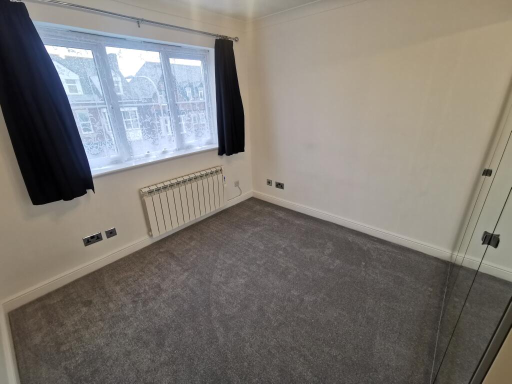 Apartment in Leicester, West End - More