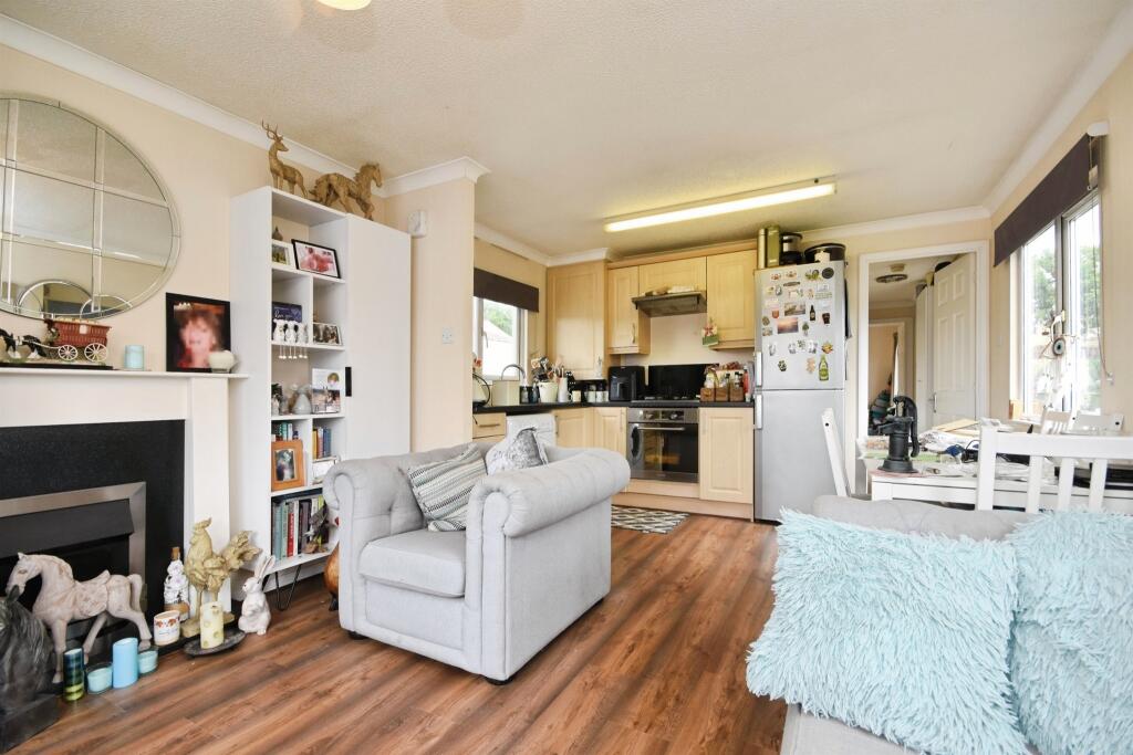 Bakers Lane, West Hanningfield, Chelmsford photo 2